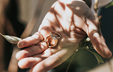 5 Pernikahan dengan Tema Unik yang Bikin Momenmu Tak Terlupakan